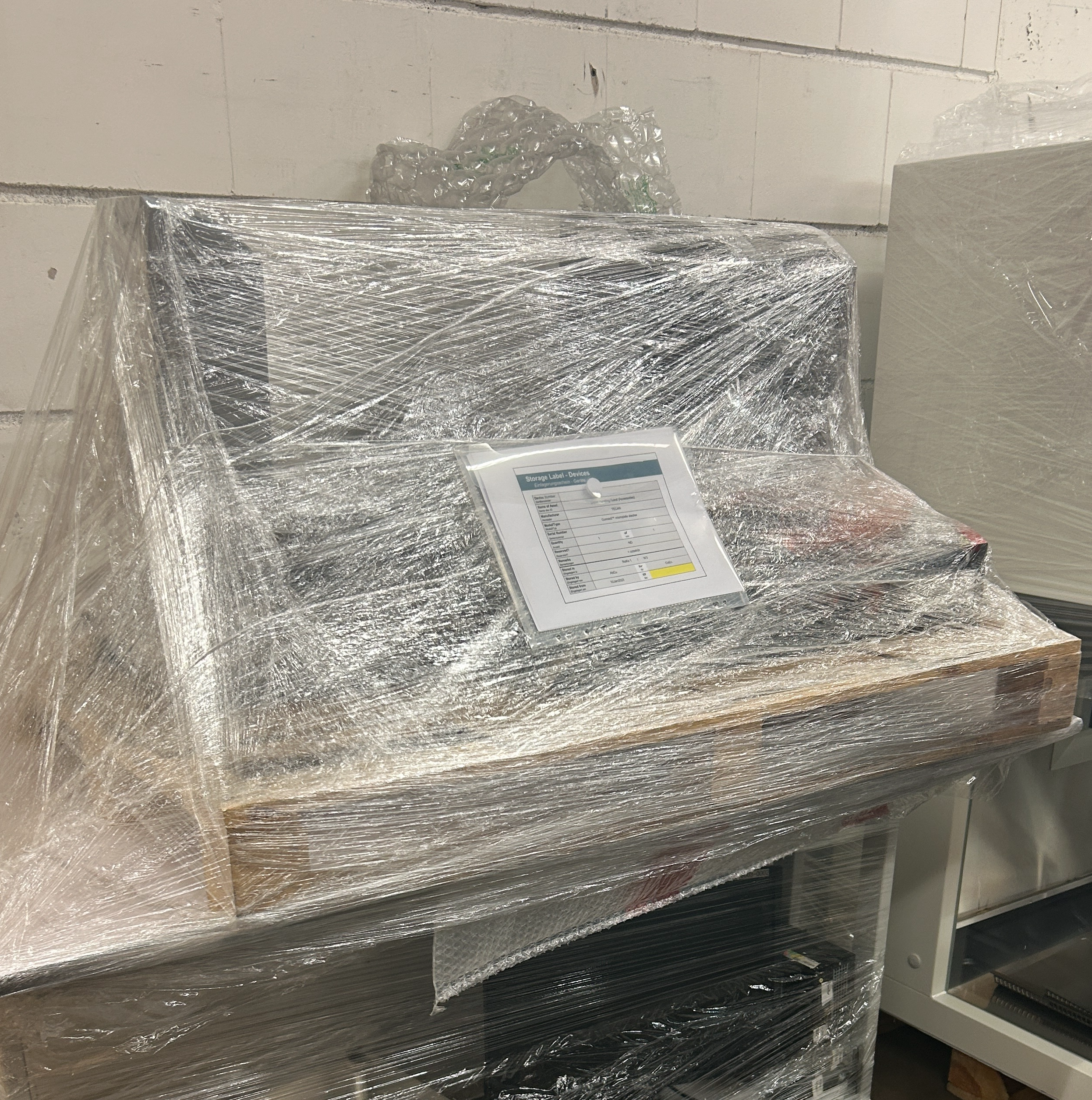 Used Microplate Stacker Liquid Handling Robot - Tecan - Connect™ - BTH003