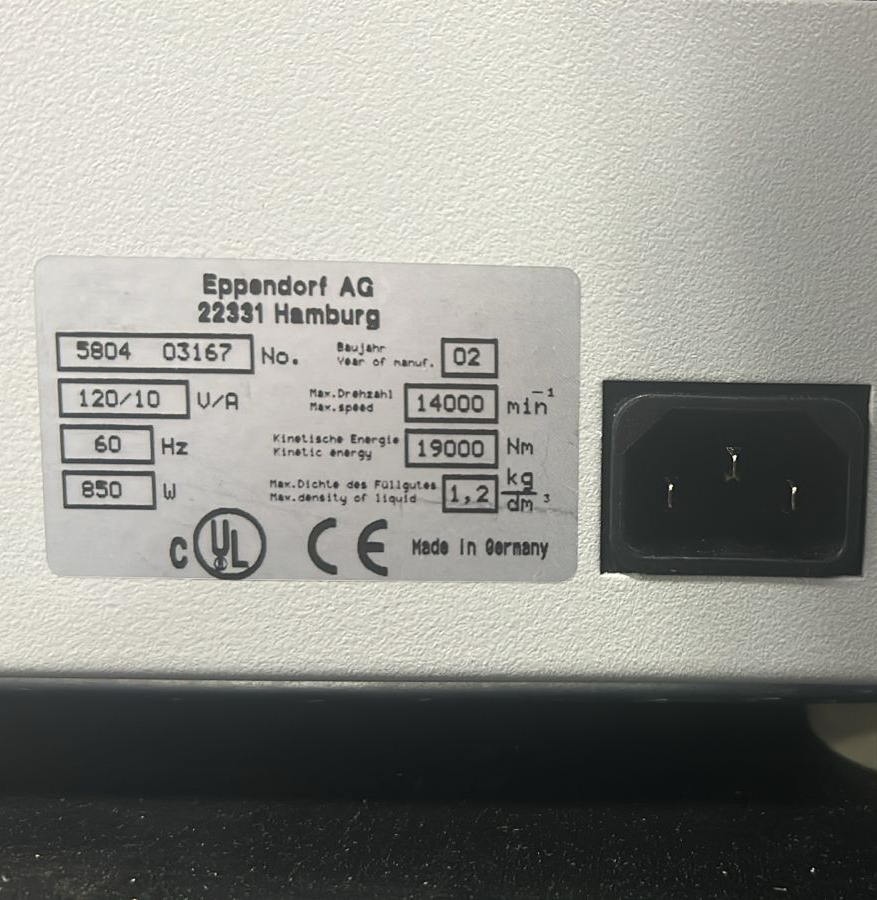Used Centrifuge - Eppendorf - 5804 - PR013