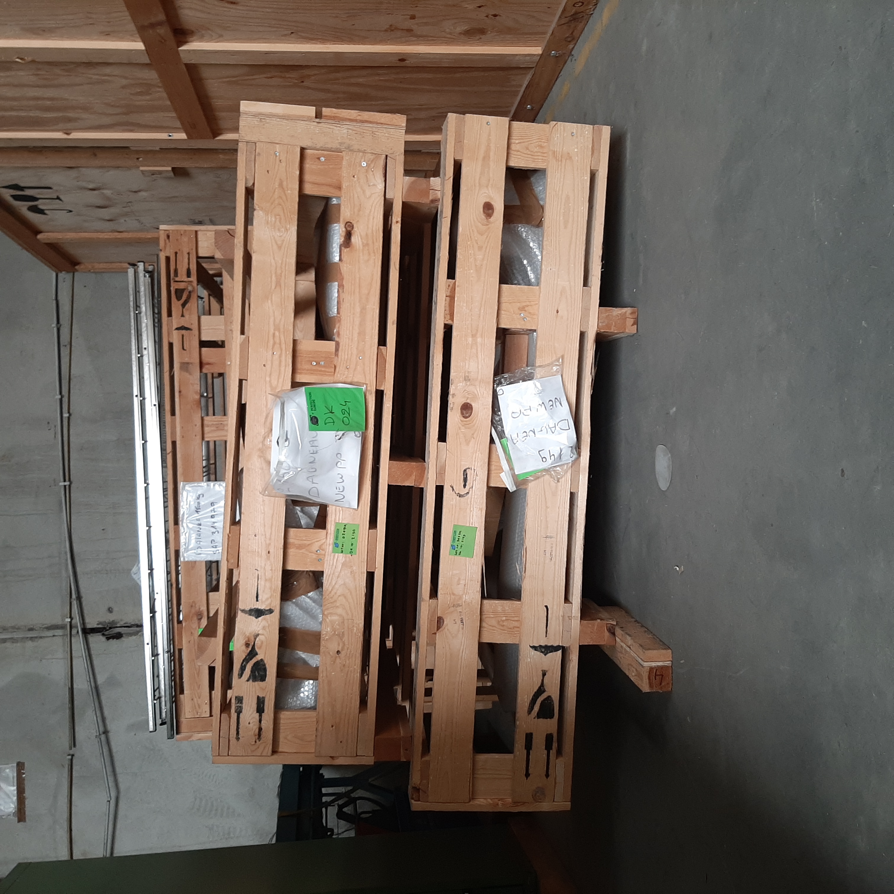 Used Scale 1500Kg Under Pallet - DK2153