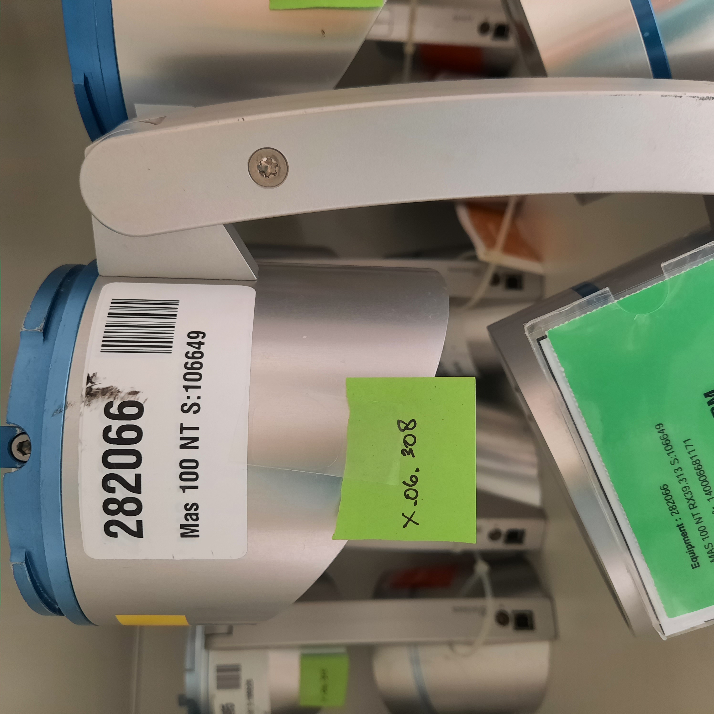 Used Microbiological Air Sampler - Merck Mass 100 NT - X.06.299-X.06.316