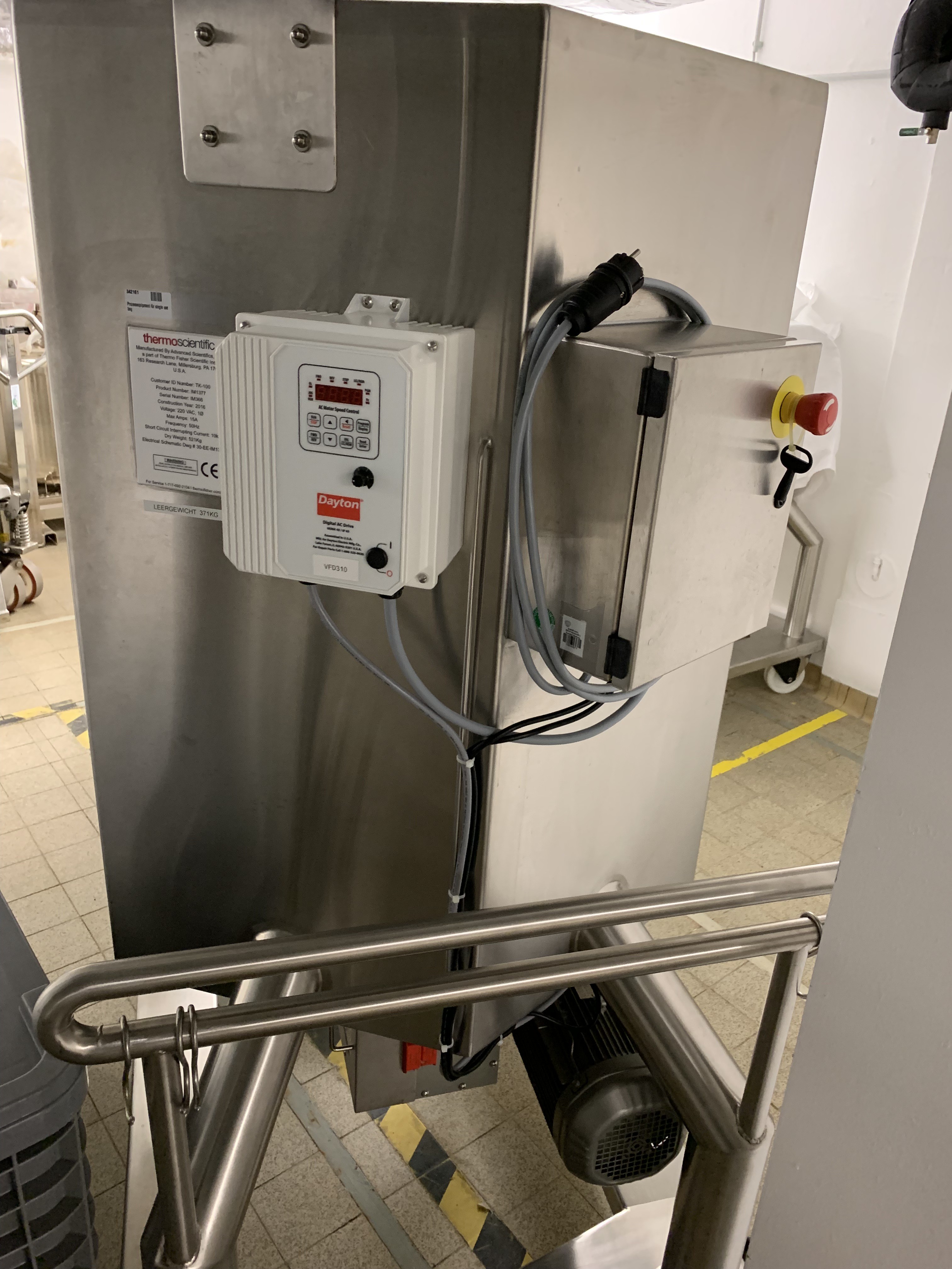 Used Single Use Bag Inflation System Big Size - Thermofisher - IM1377 - GR.005.GM