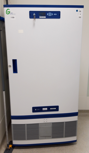 Used Refrigerator - Dometic - LR410 GG - GR040