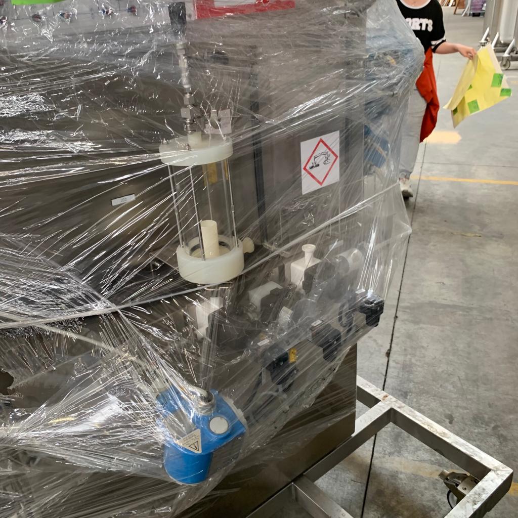 Used Chromatography Tower - Pharmacia Biotech BPS 415 - DK144