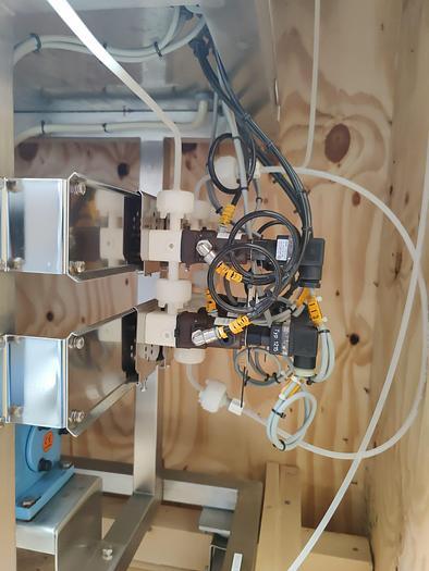 Used Packing Station - Pharmacia Biotech - DK483