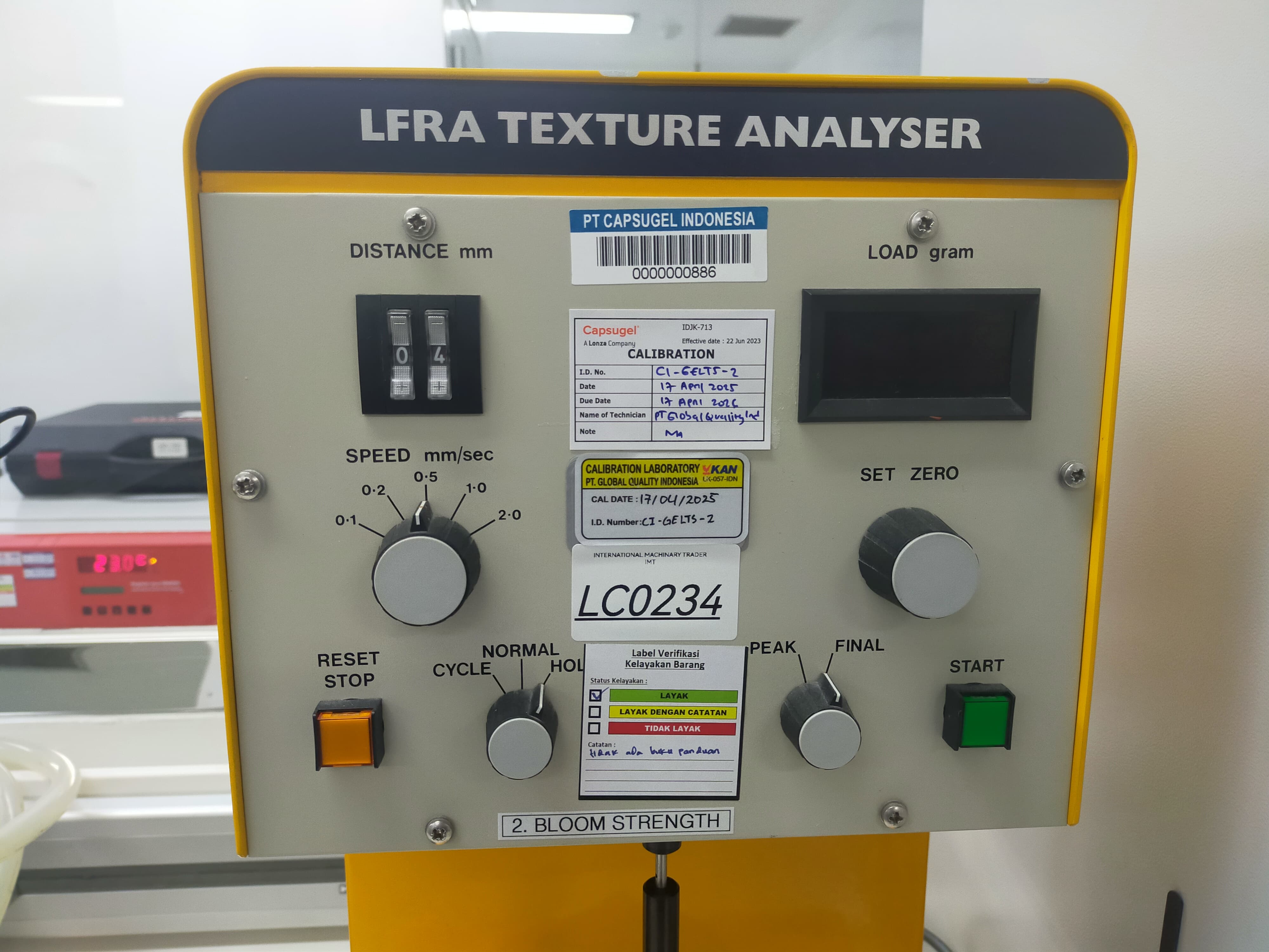 Used Lfra Texture Analyzer - CNS Farnell - TA 1000 - LC0234