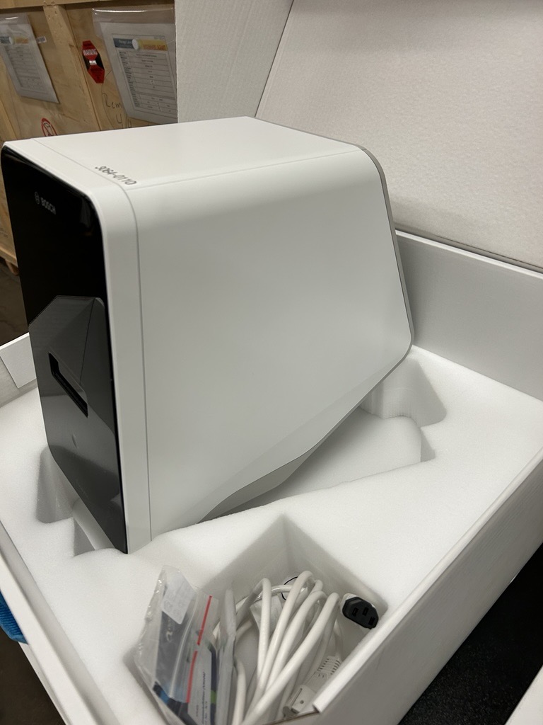 Used PCR Rapid Test - Bosch Healthcare Solusions - Vivalytics One - BTH171, BTH172