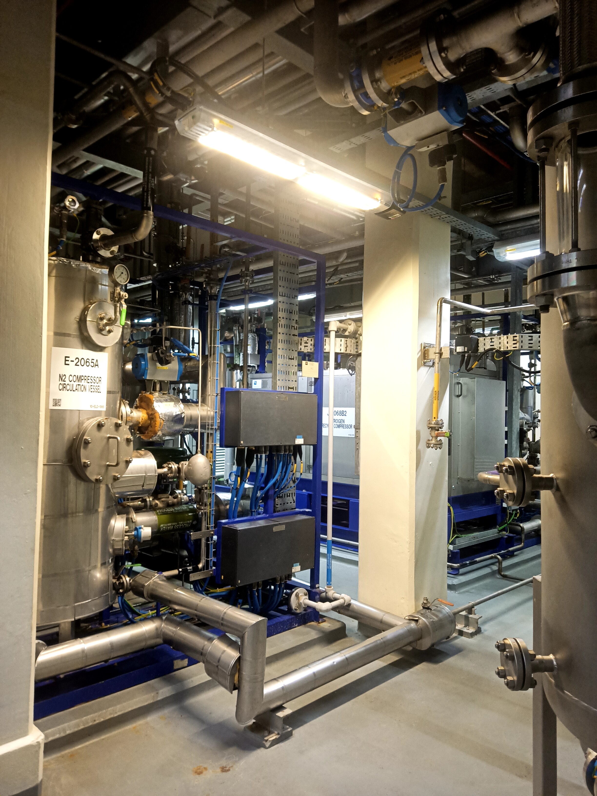 Used N2 Compressor Recycling Vessel - Harald Uebers - SG068 