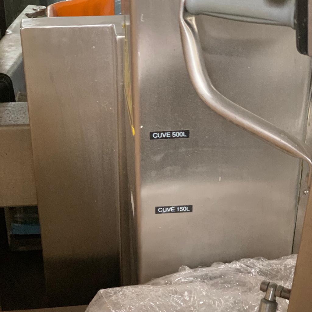 Used Robot Handle Tank - DK141