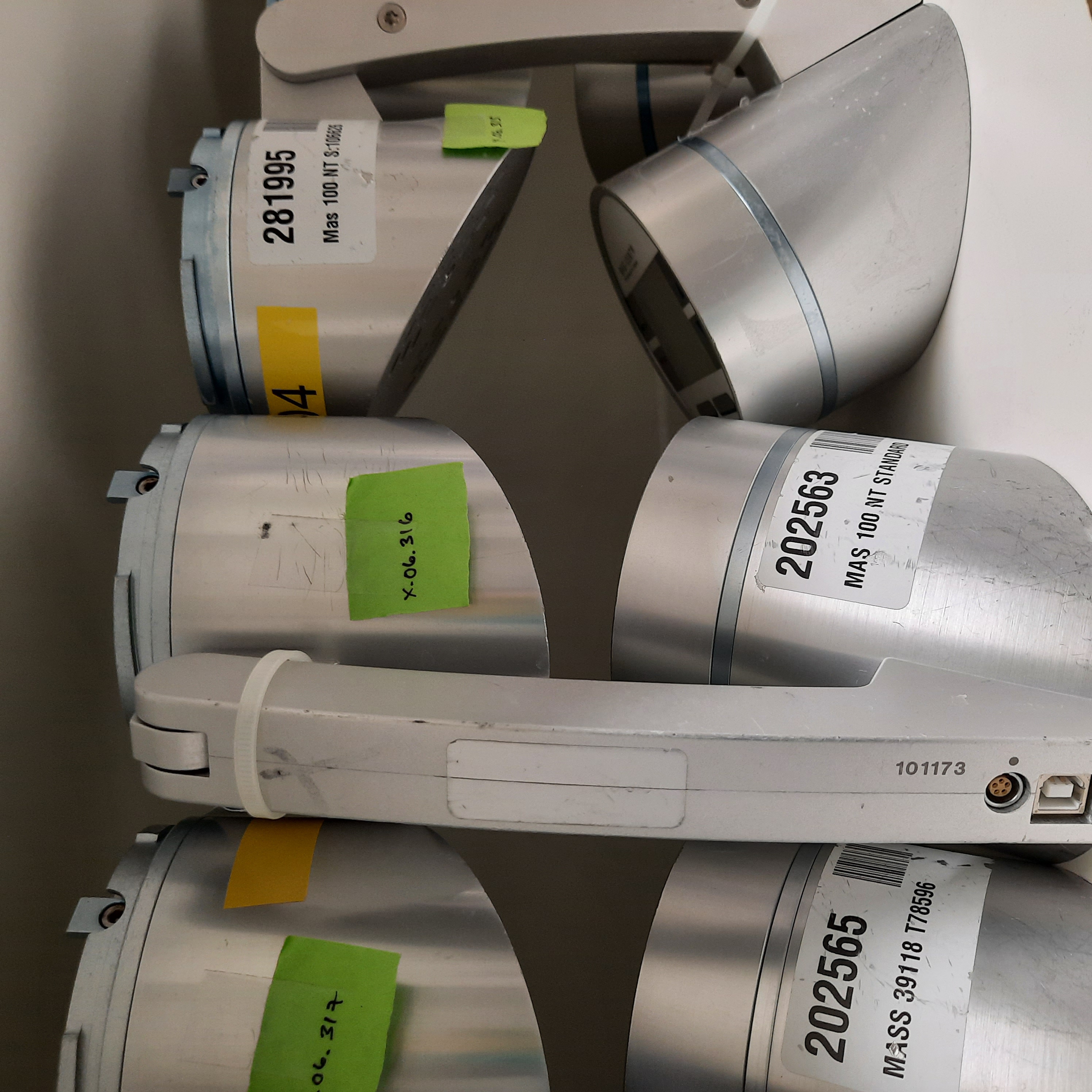 Used Microbiological Air Sampler - Merck Mass 100 NT - X.06.299-X.06.316
