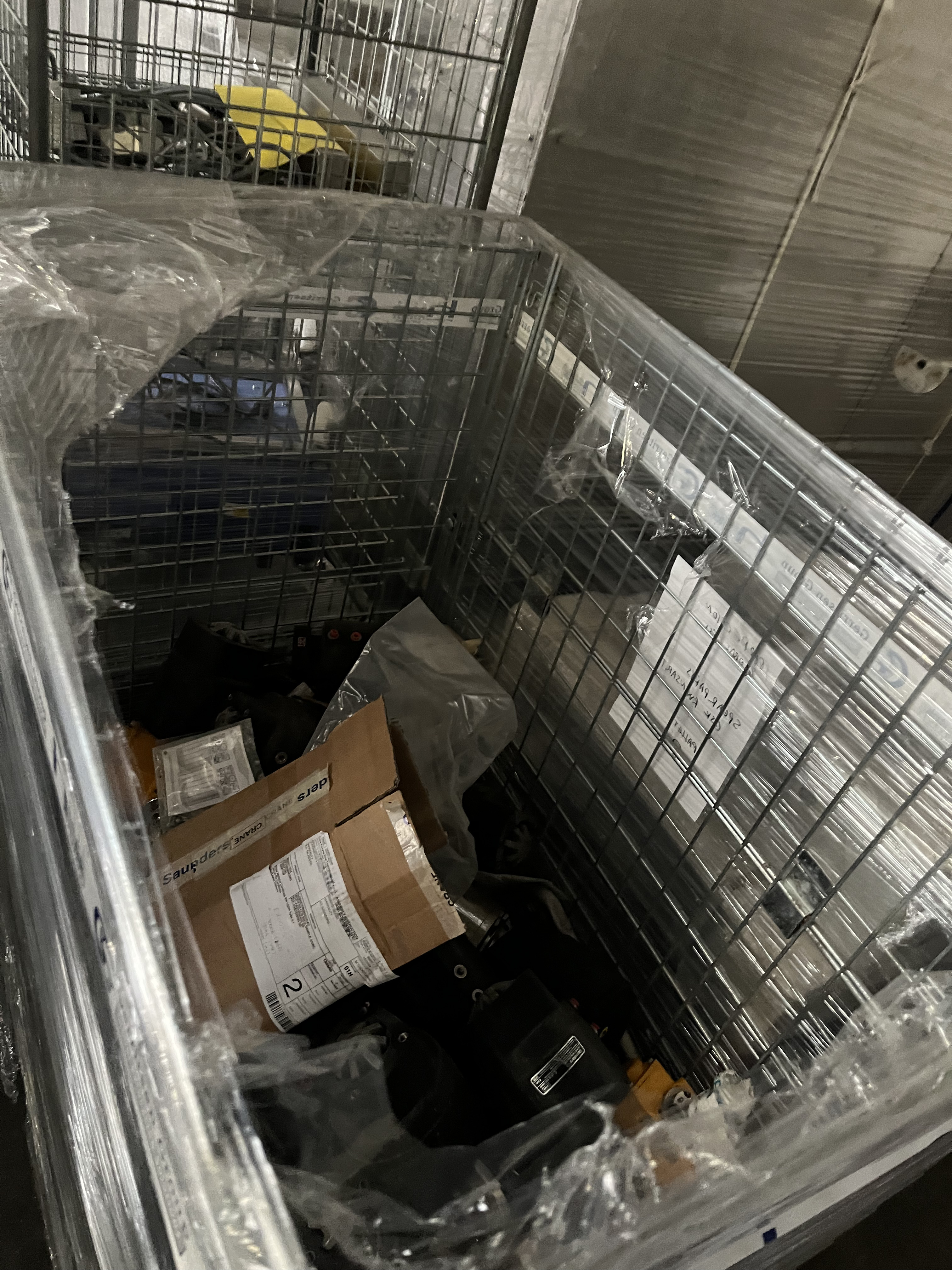 Used Various Equipment in Pallet - PH017S