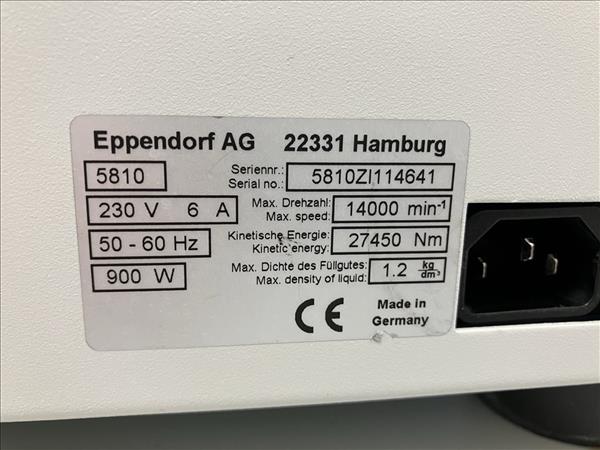 Used Benchtop Centrifuge - Eppendorf - 46105