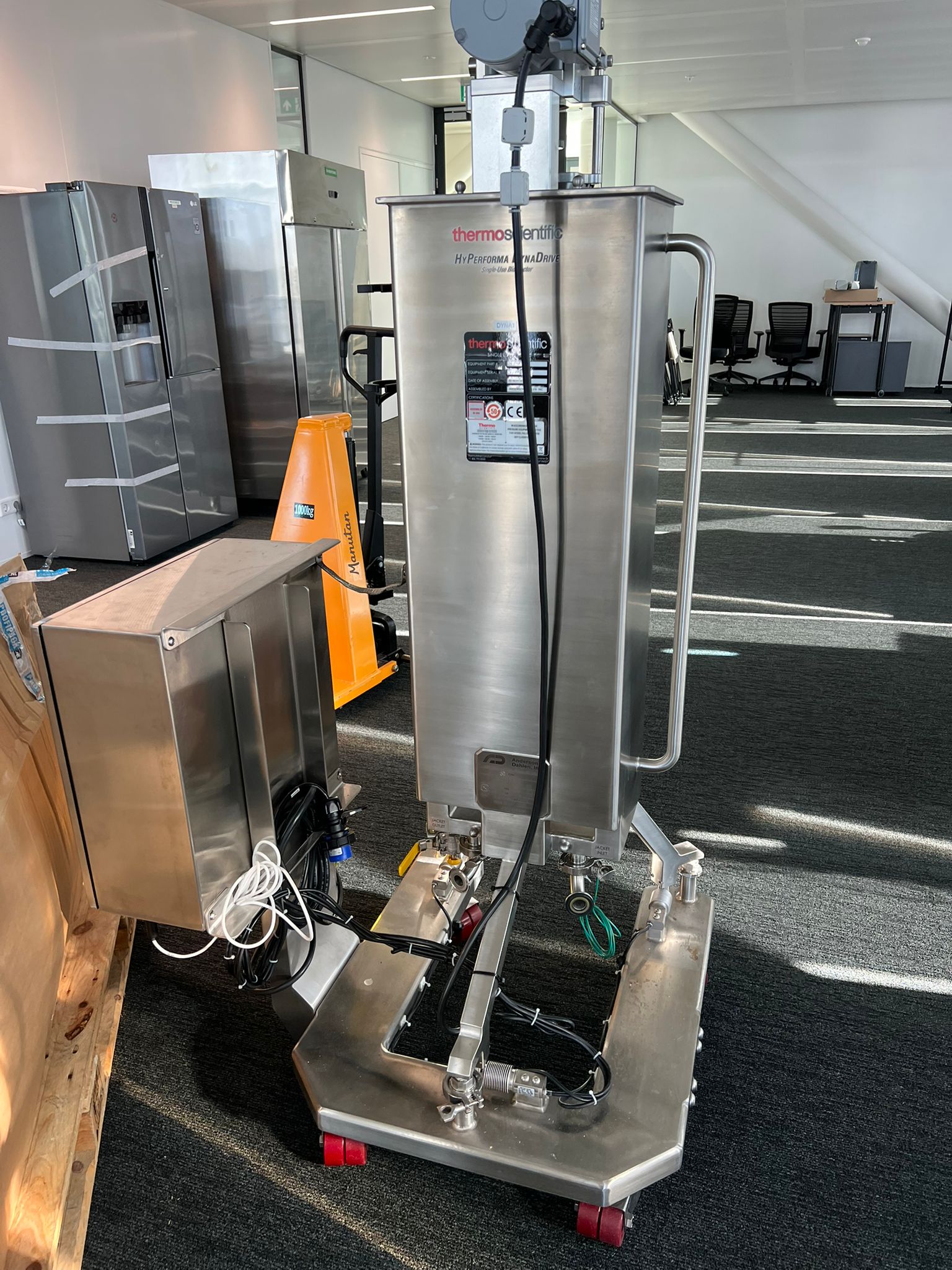 Used Single Use Bioreactor - Thermo Scientific - EC001