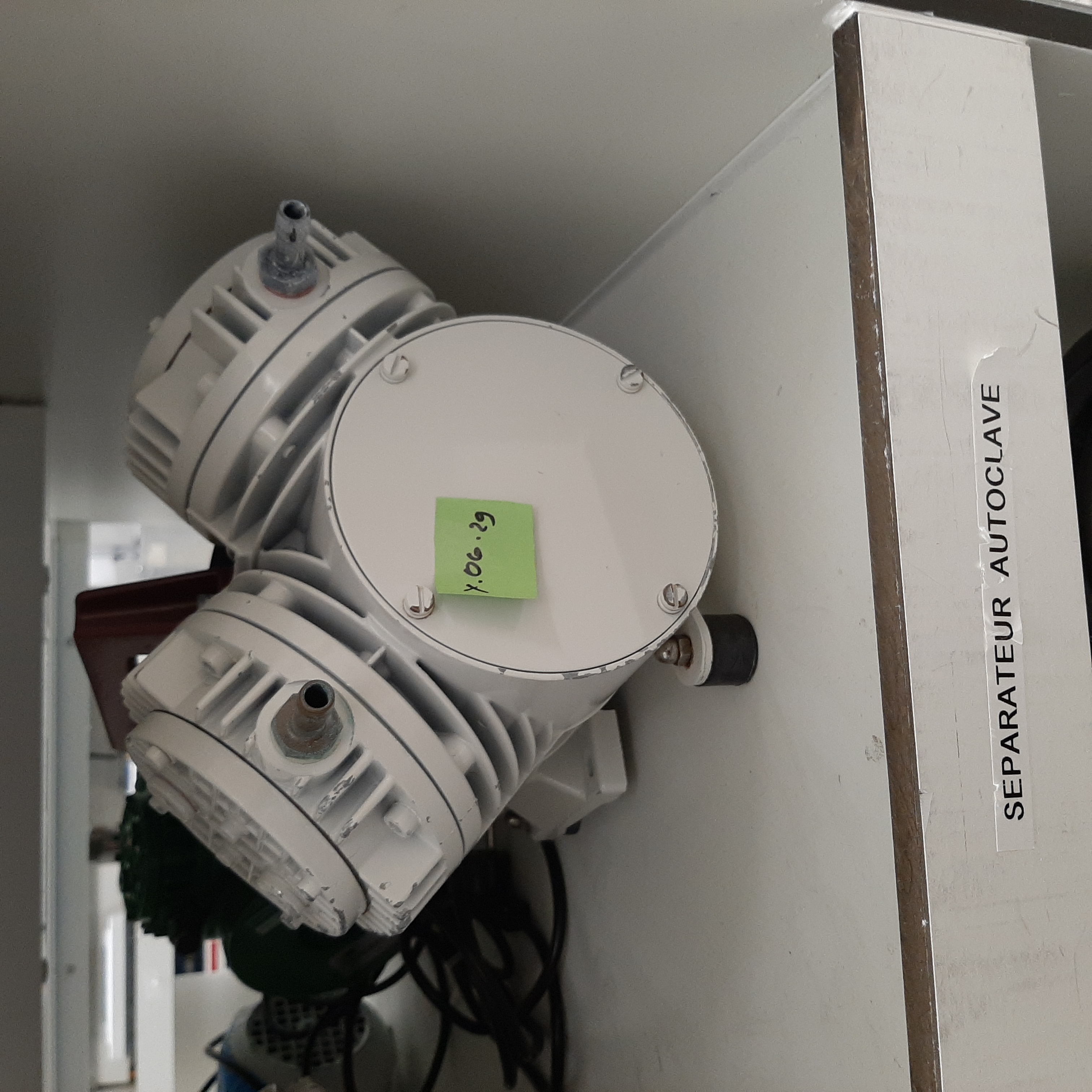 Used Motor Cuve - KNF Newberger - N035.3 AN.18 - 59.06.047.GR