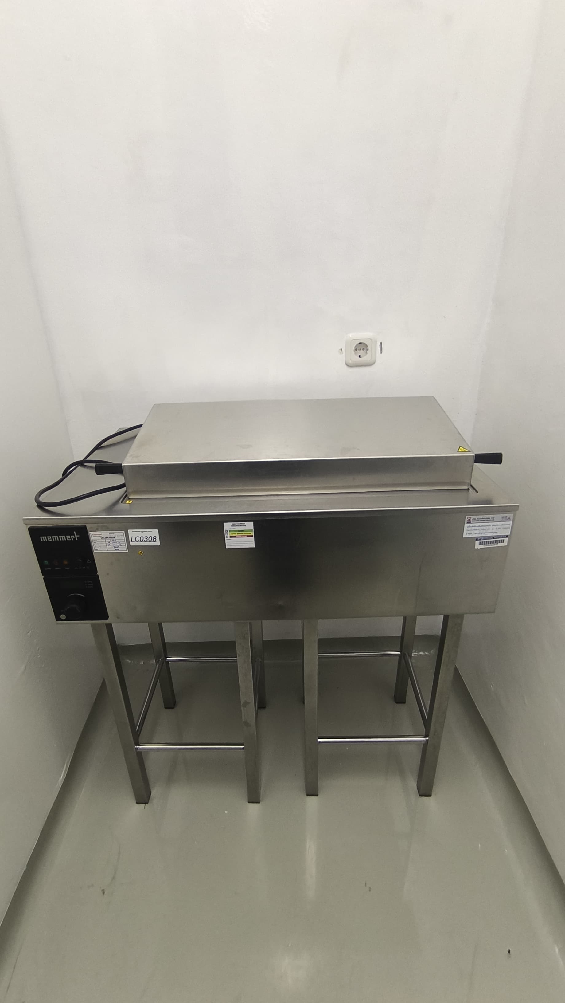 Used Water Bath - Memmert - WNB 7 45 - LC0308