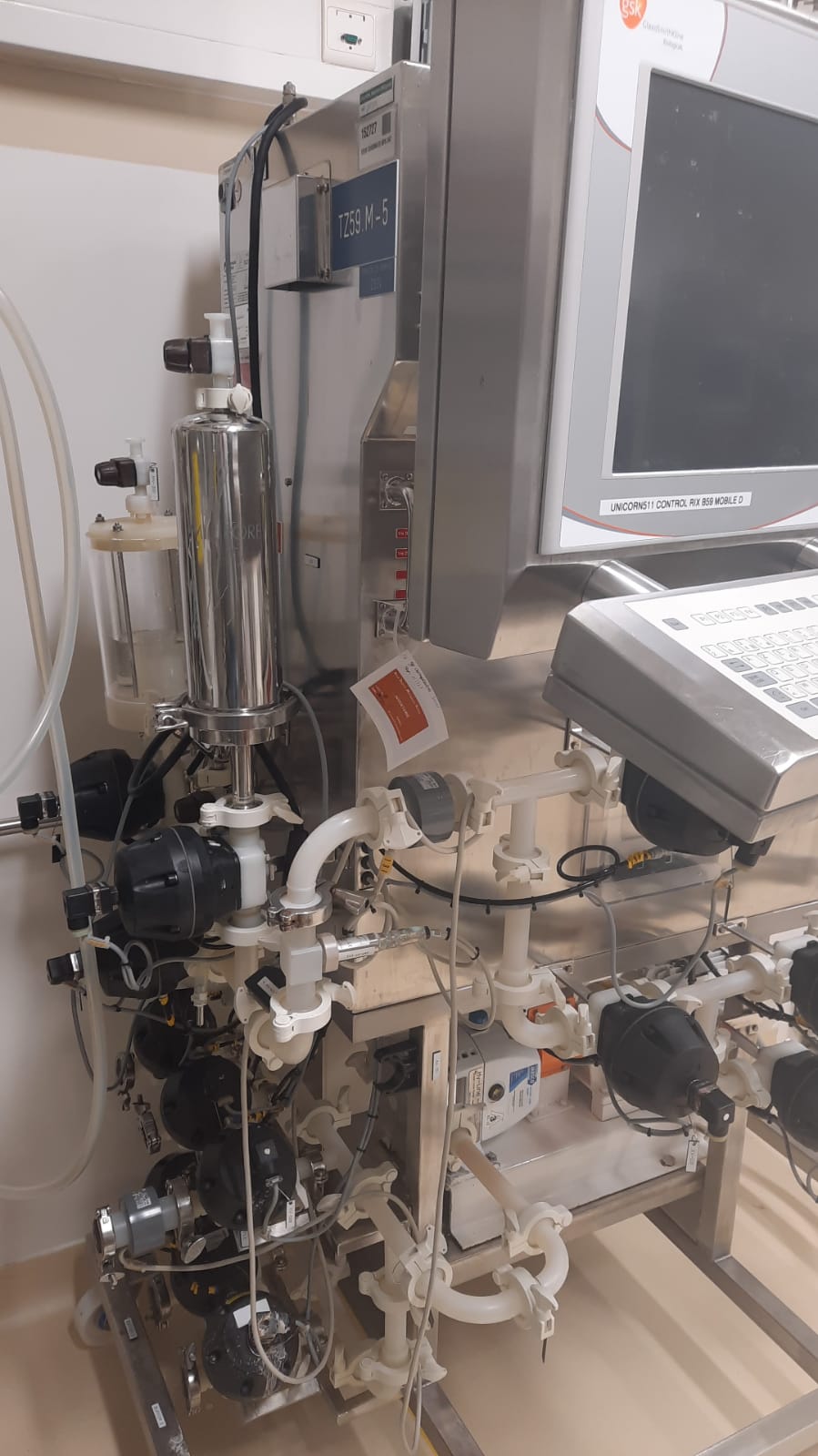 Used Chromatography Towers & Control Panels - CC02BE