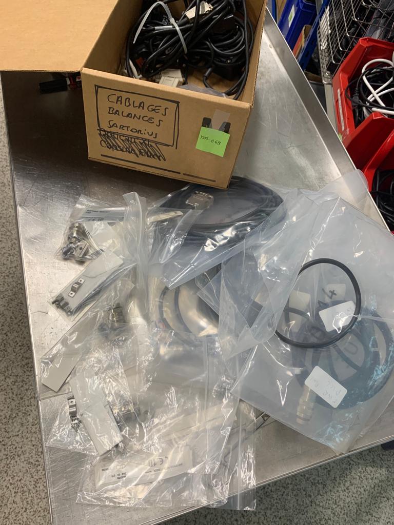 Used Cables For Sartorius and the Accessories - X07.068