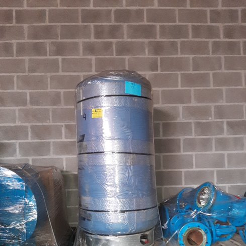 Used Blue Pressure Vessel - RX.77.44