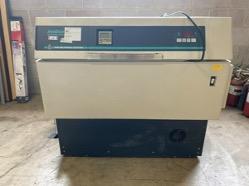 Used Incubator - New Brunswick - Innova 4335 - DK2675.WG