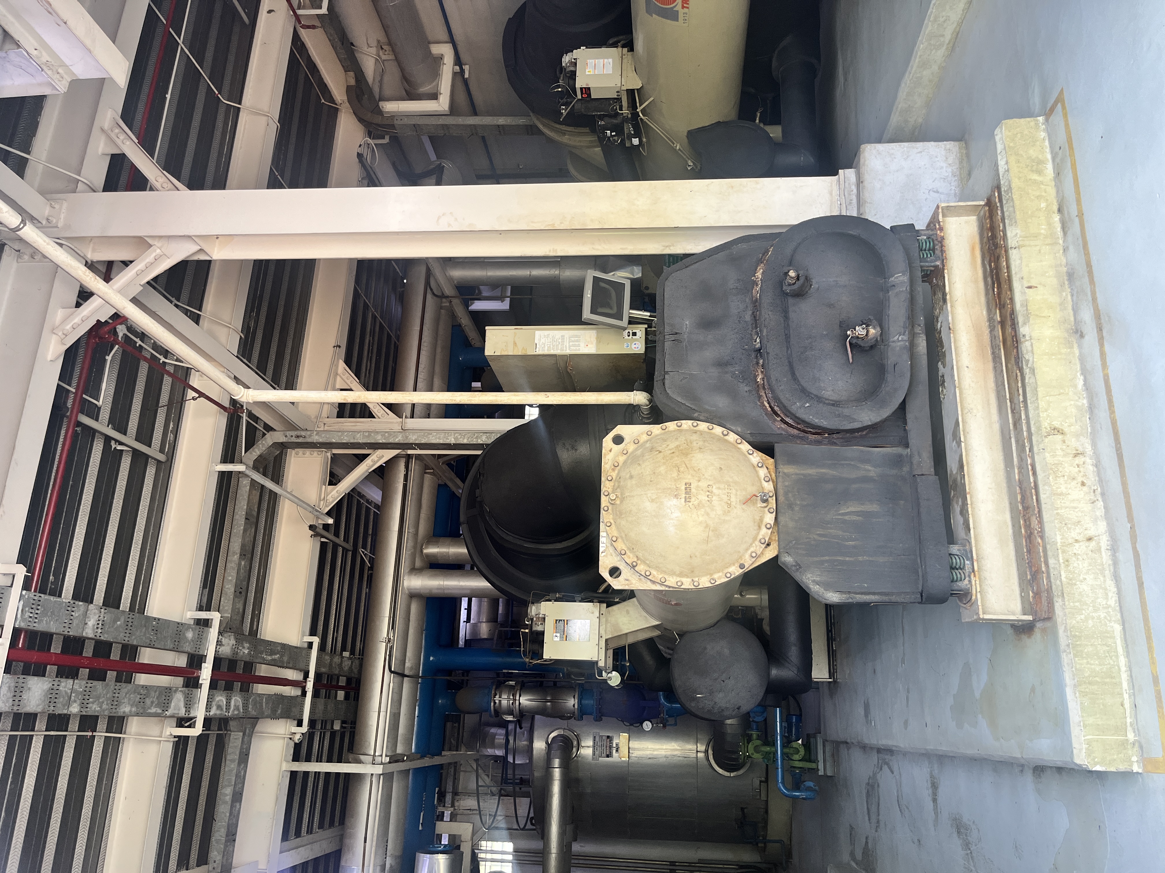 Used Chiller - Trane - CVHE420 - LC0200