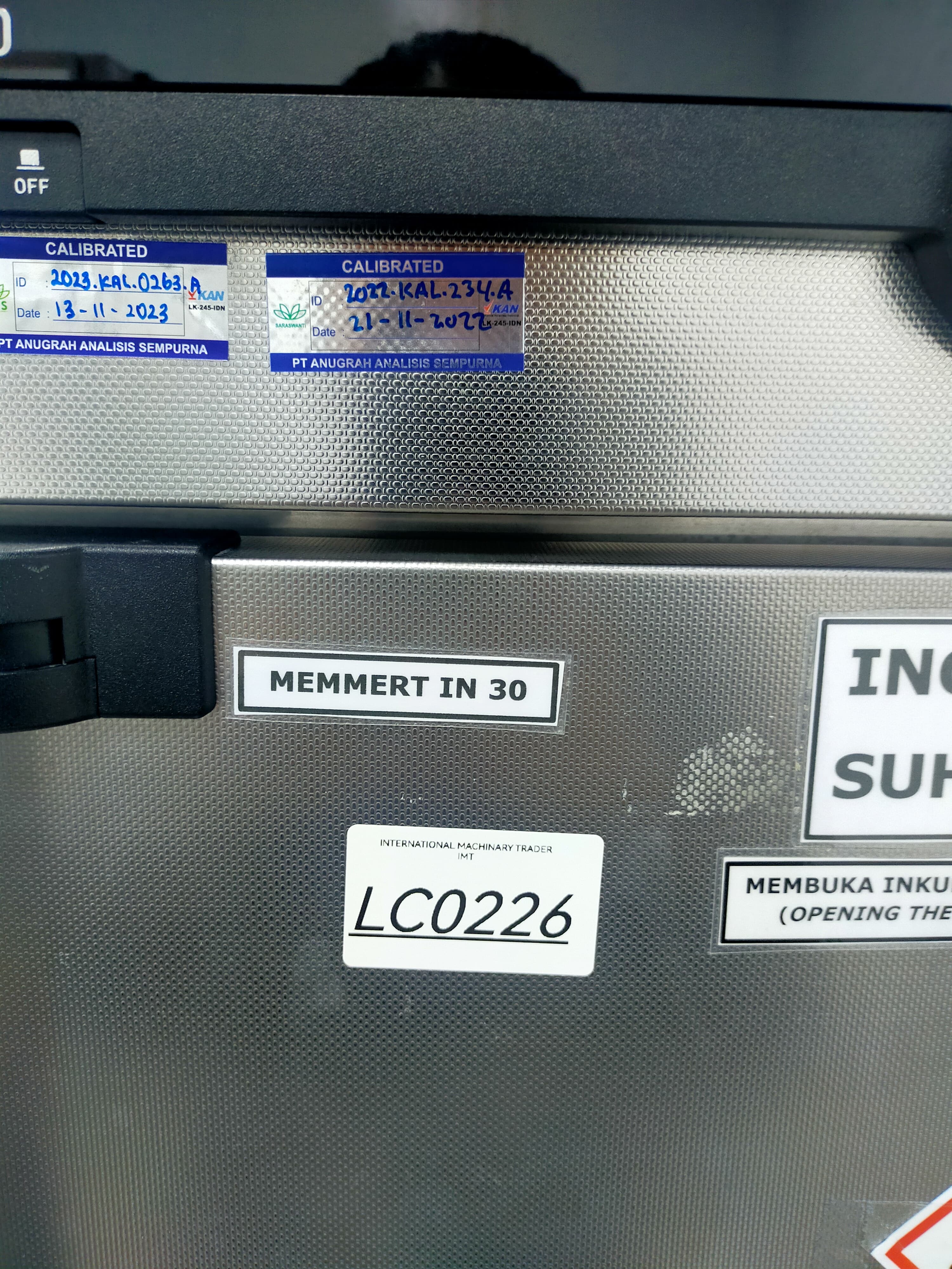 Used Incubator - Memmert - IN30 - LC0226