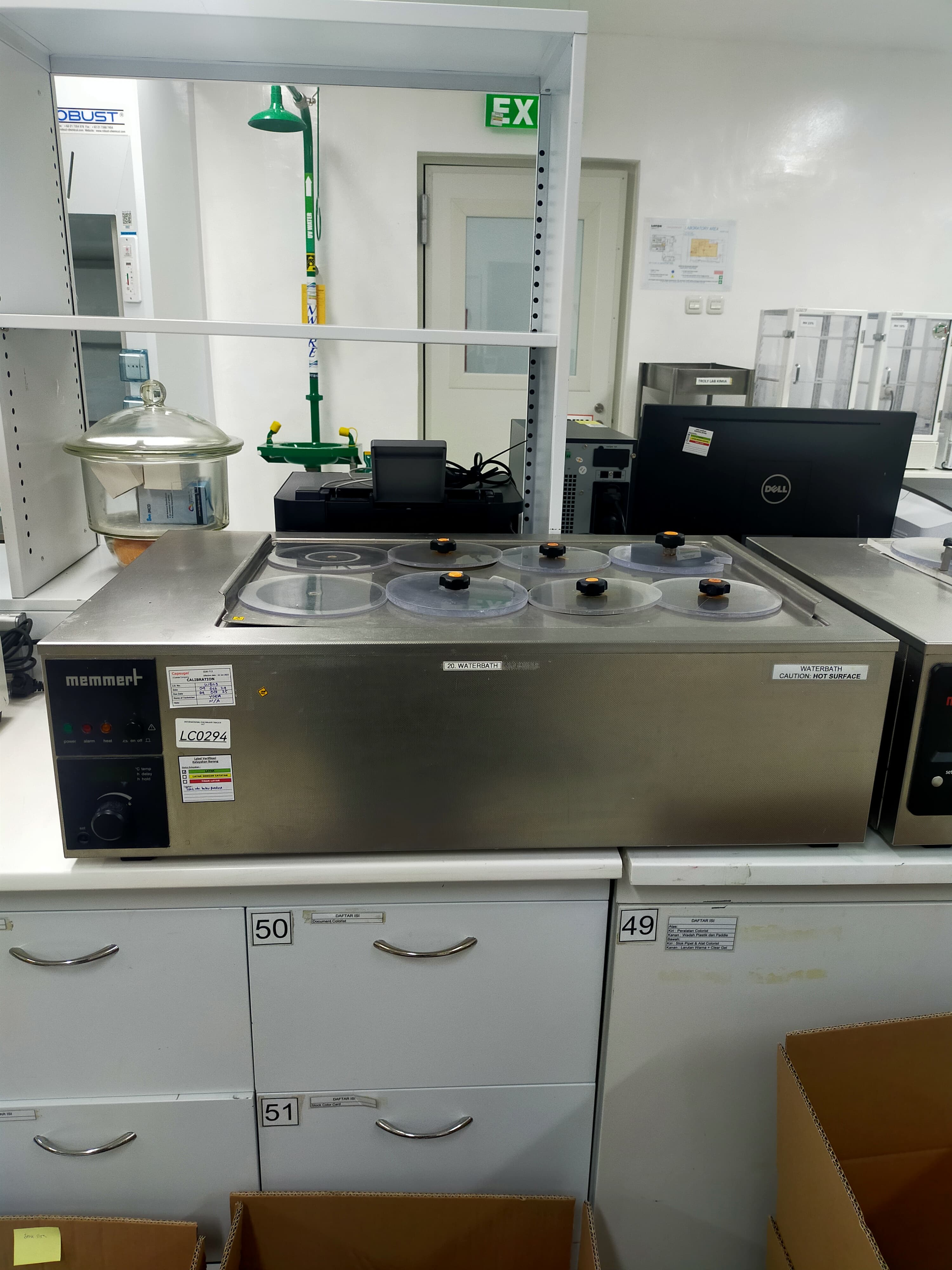 Used Water Bath - Memmert - WB 29 - LC0294, LC0295