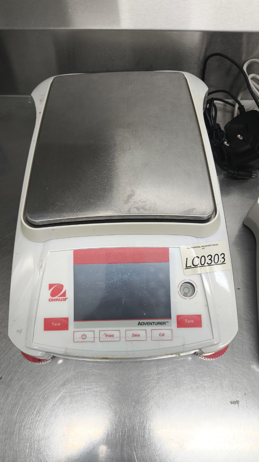 Used Precision Balance - Ohaus - Adventurer AX4202/E - LC0300, LC0303