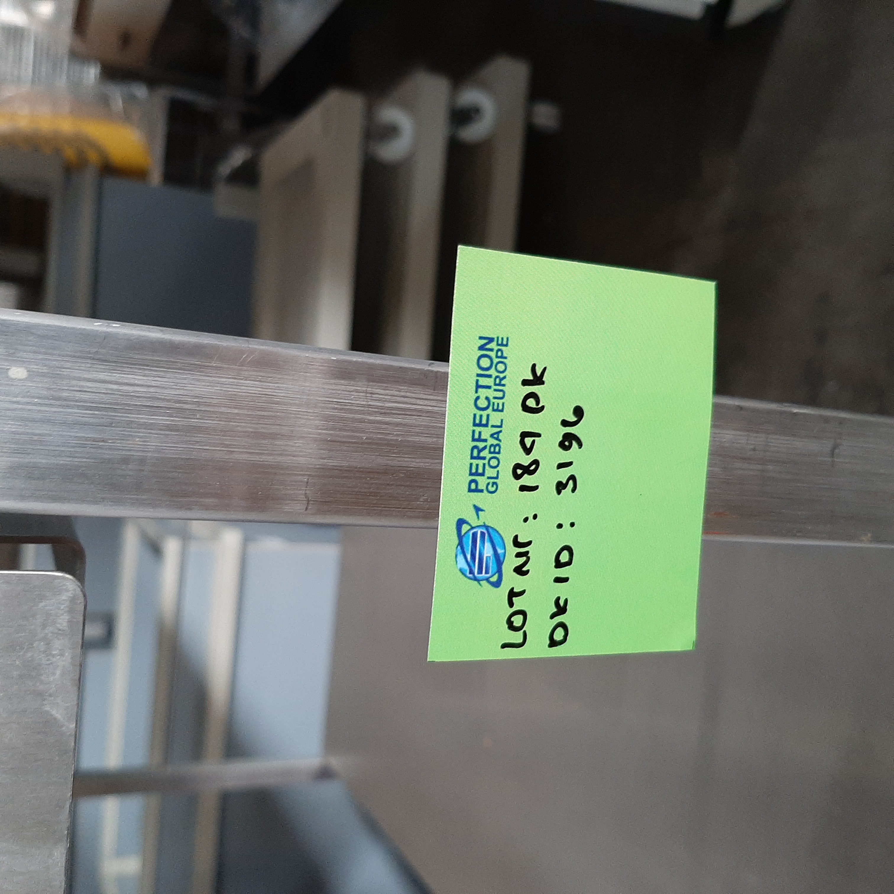 Used Vacuum Pump - DK3196