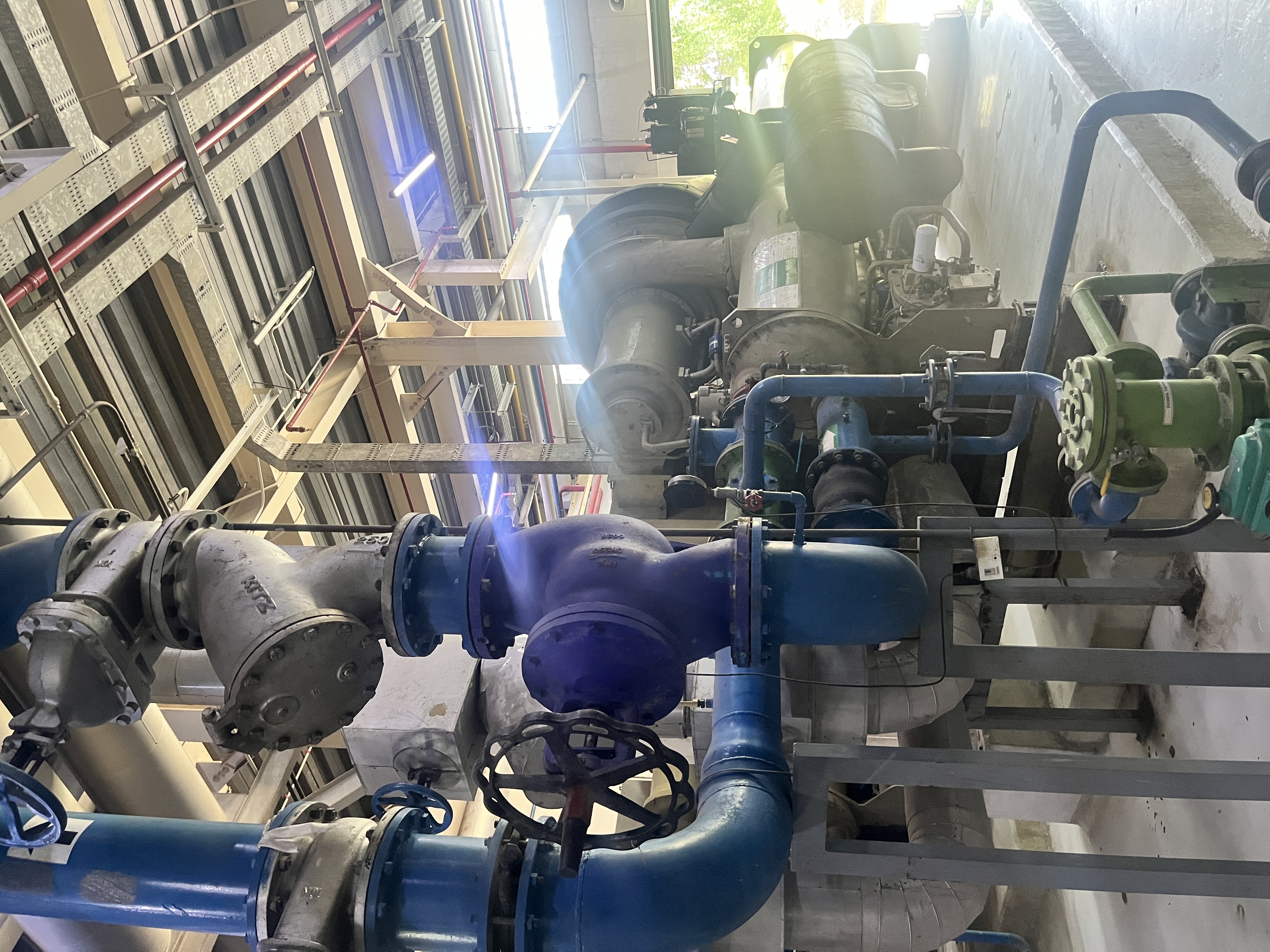 Used Chiller - Trane - CVHE420 - LC0200