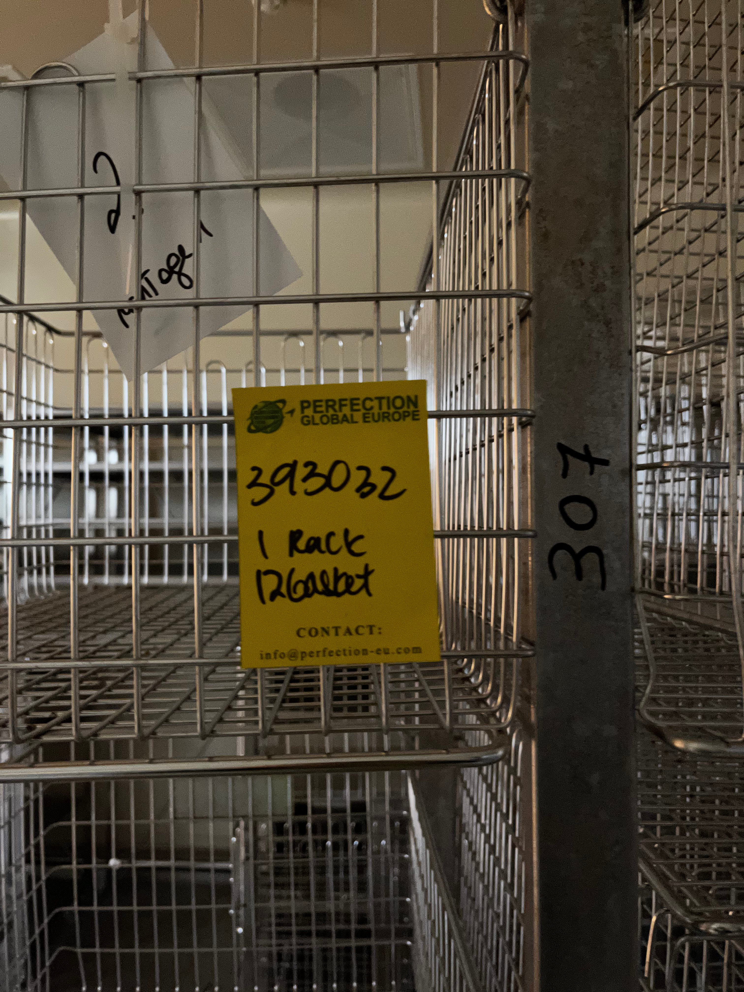 Used 1 Rack and 12 Baskets - 39.03.032.GR