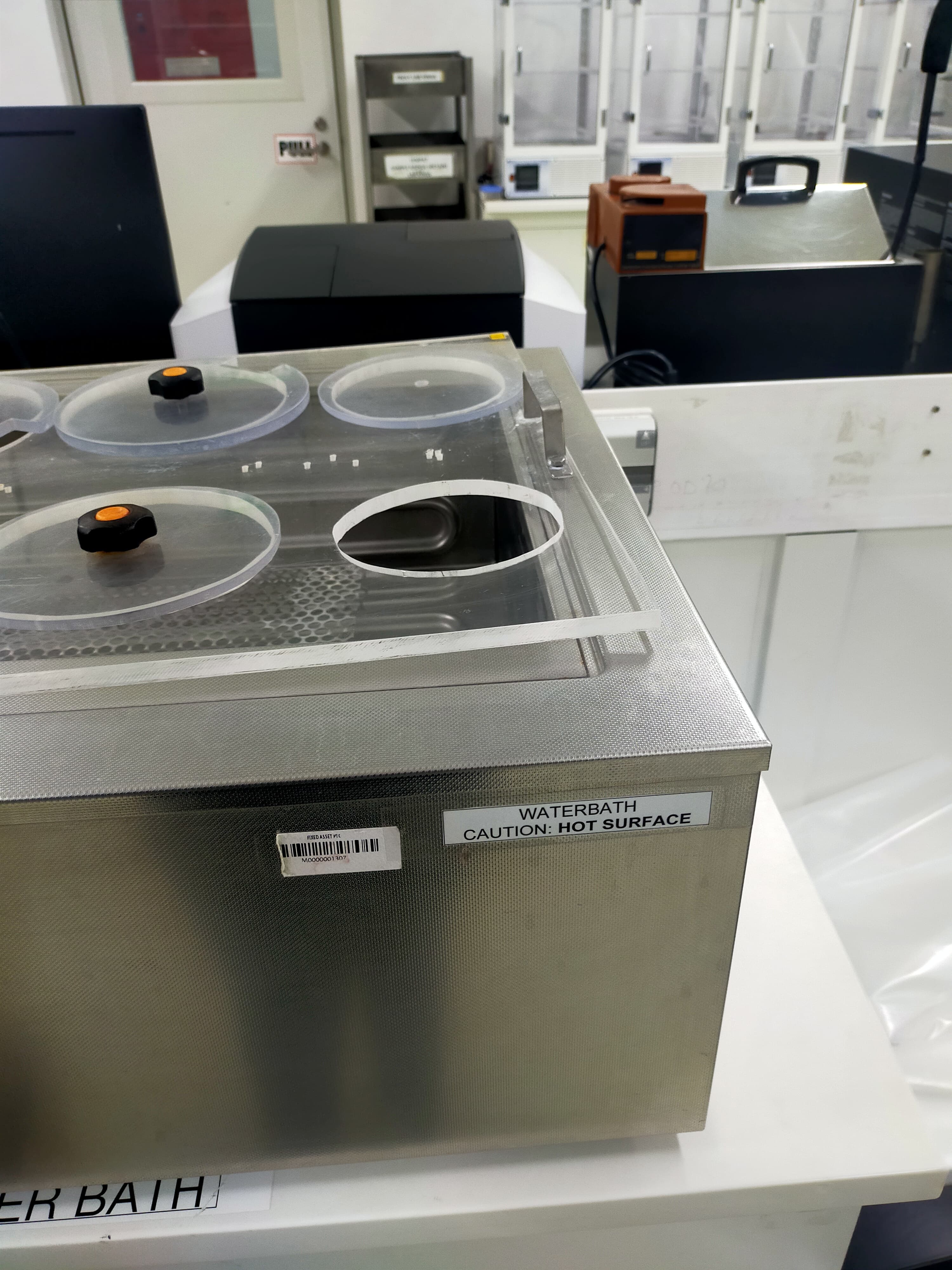 Used Water Bath - Memmert - WB 29 - LC0294, LC0295