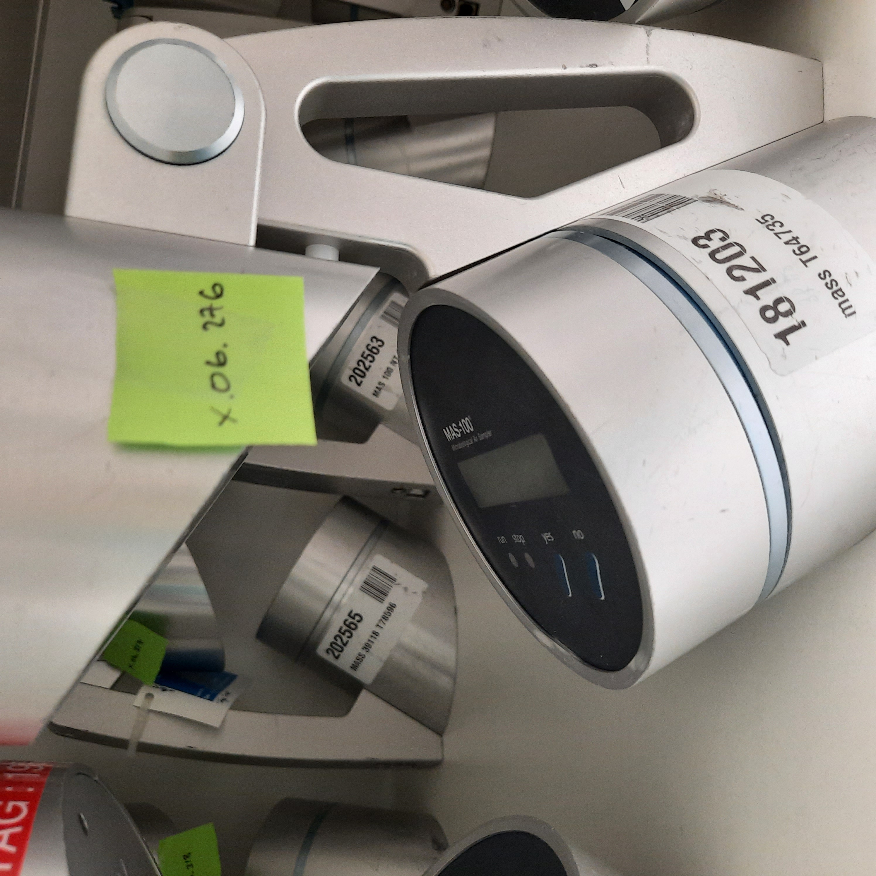 Used Microbiological Air Sampler - Merck Mass 100 - X.06.275-X.06.280