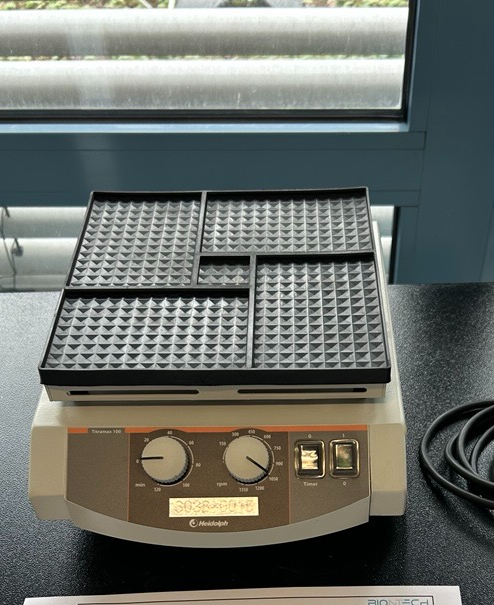 Used Mixing Device (For Vessel>10ml) - Heidolph - Titramax 100 - BTH021, BTH137