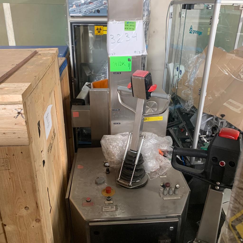 Used Robot Handle Tank - DK141