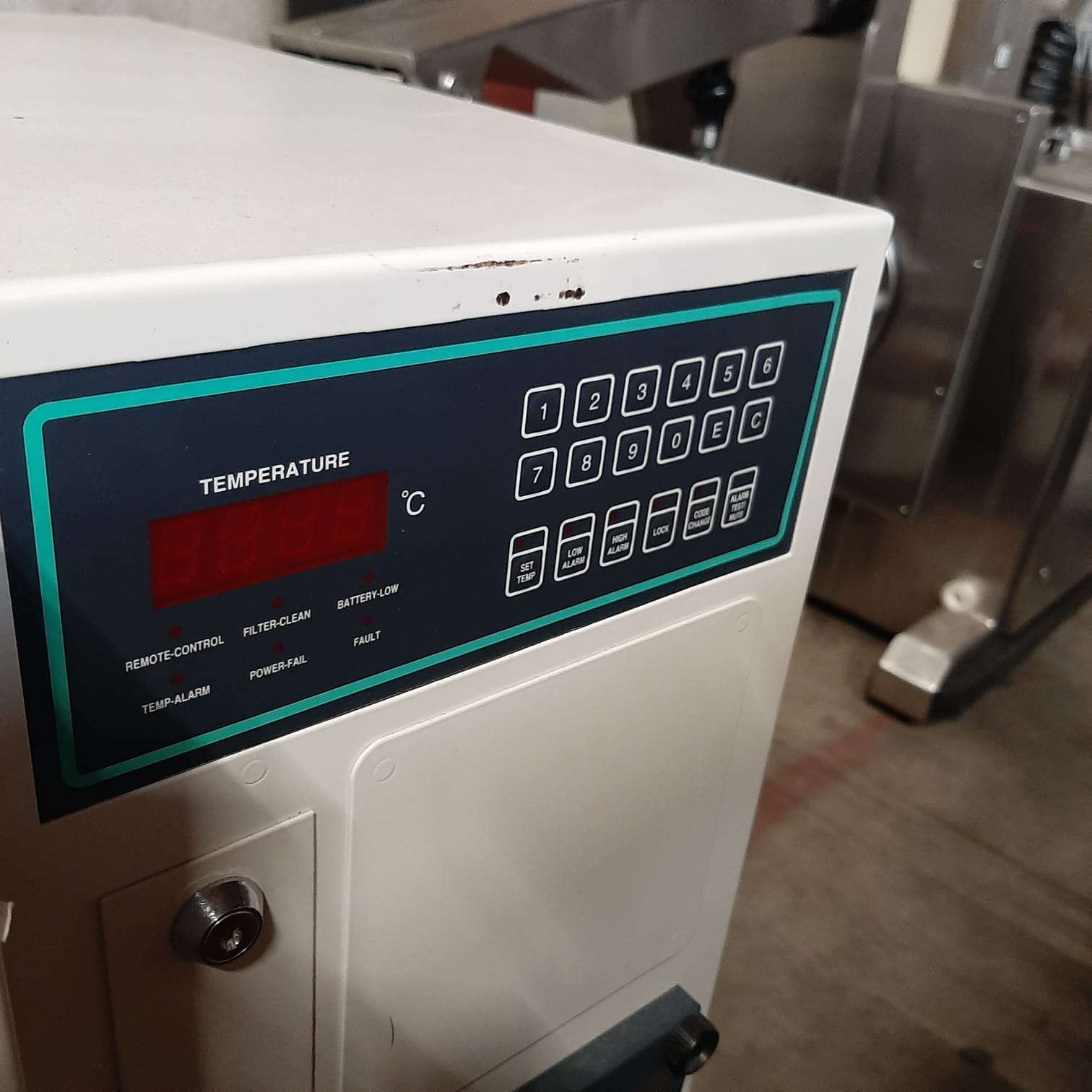 Used Freezer - New Brunswick Scientific - DK174