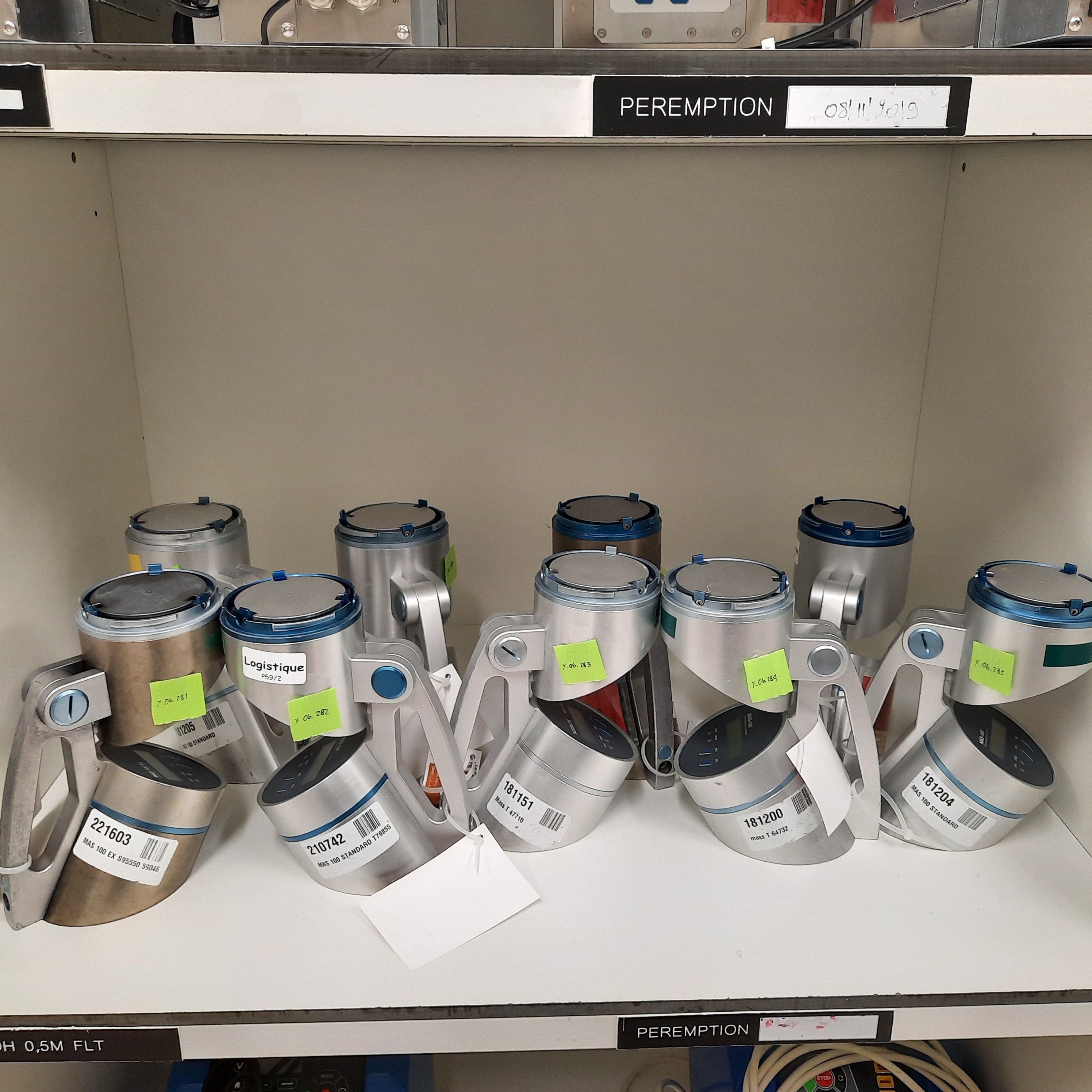 Used Microbiological Air Sampler - Merck Mass 100 - X.06.281-X.06.290