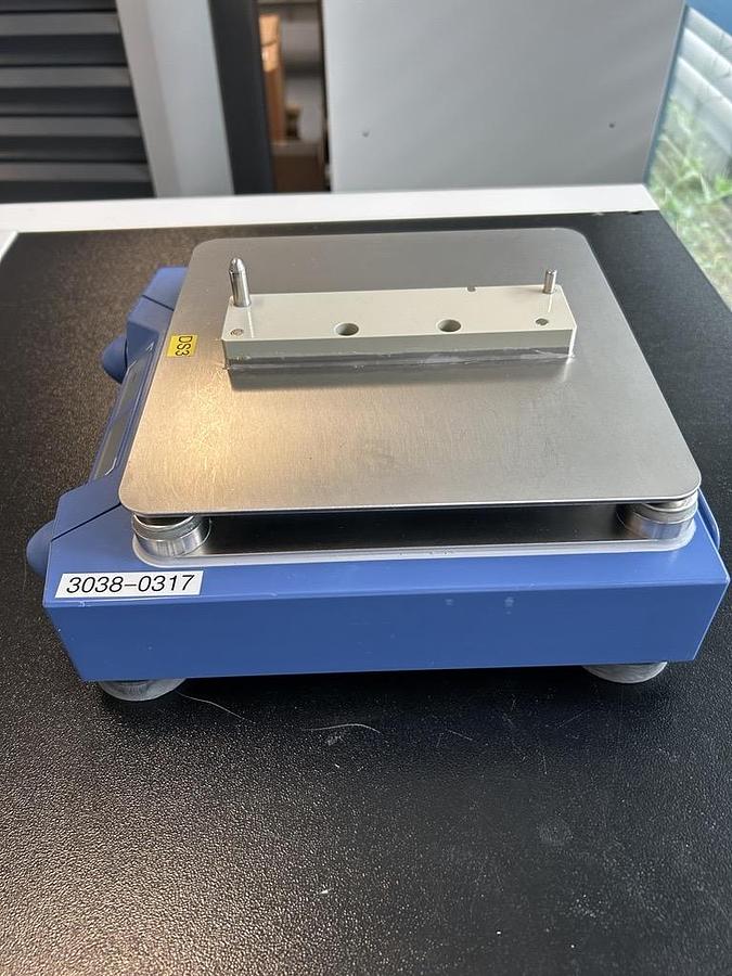 Used Mixing Device (For Vessels >10 ml) - Ika - KS 130 C S000 - BTH154