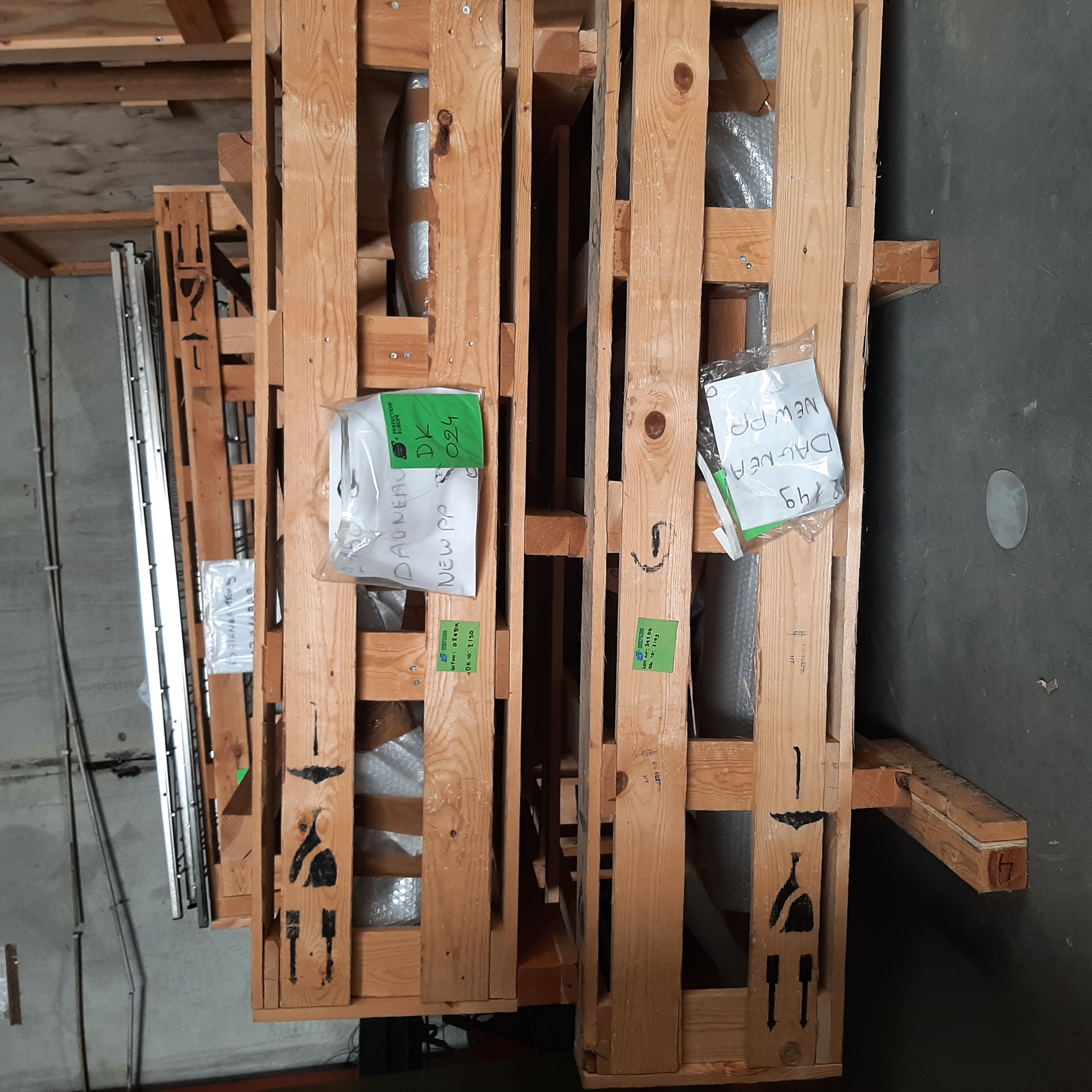Used Scale 1500Kg Under Pallet - DK2153