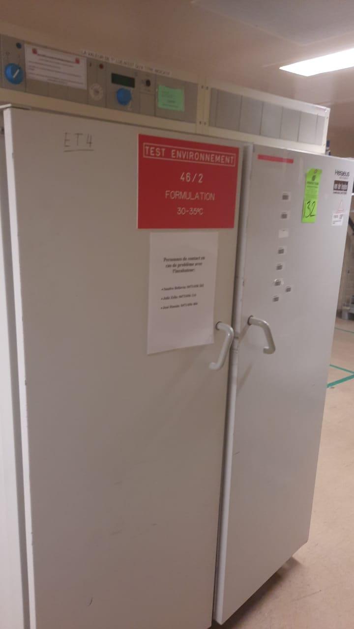 Used Incubator - Heraeus - B 6760 - 46.03.008.GR