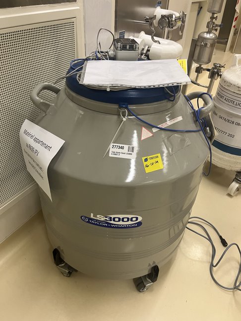 Used Liquid Nitrogen Tank - 36.02.25