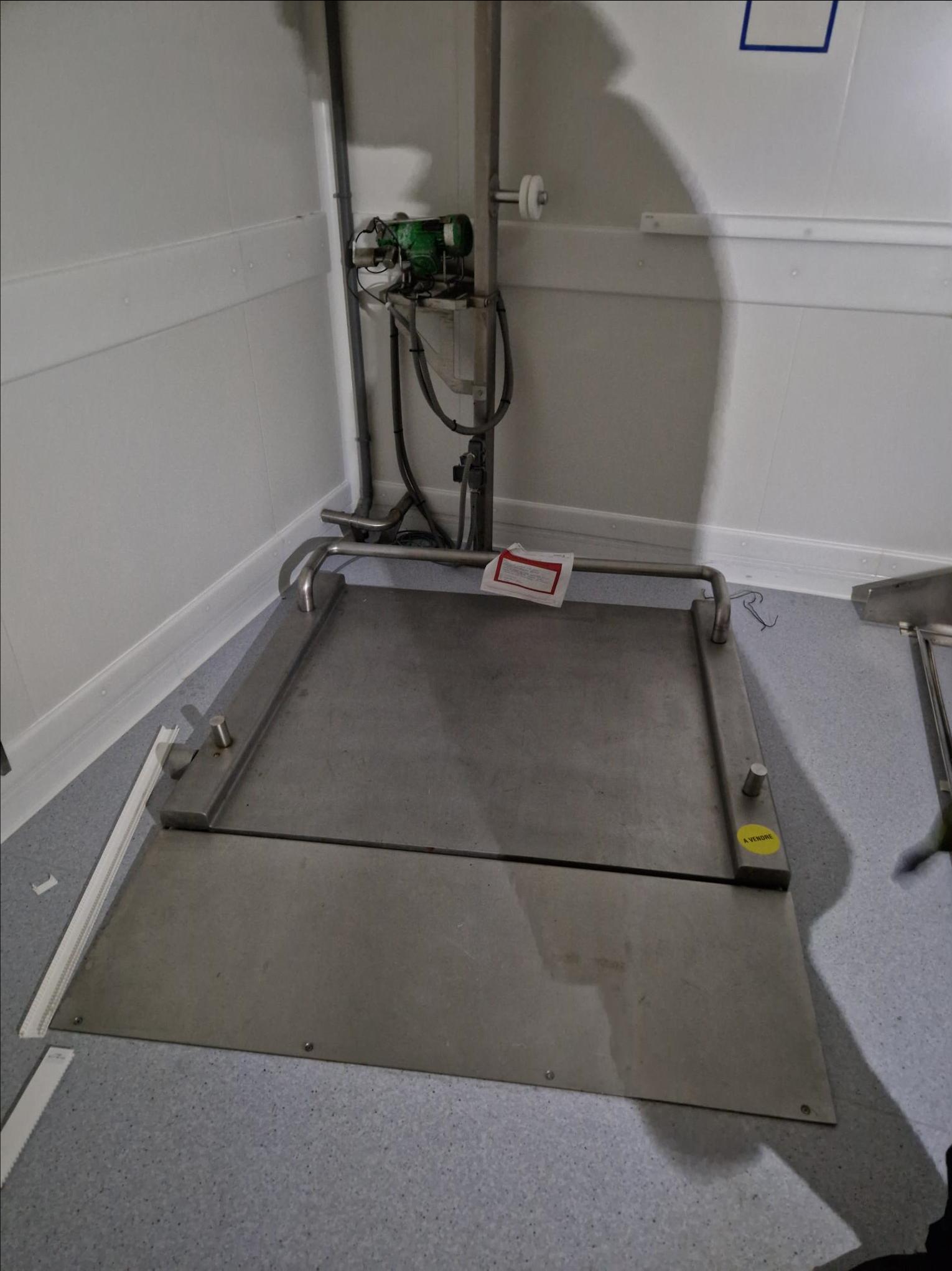 Used Floor Scale - 073.SF