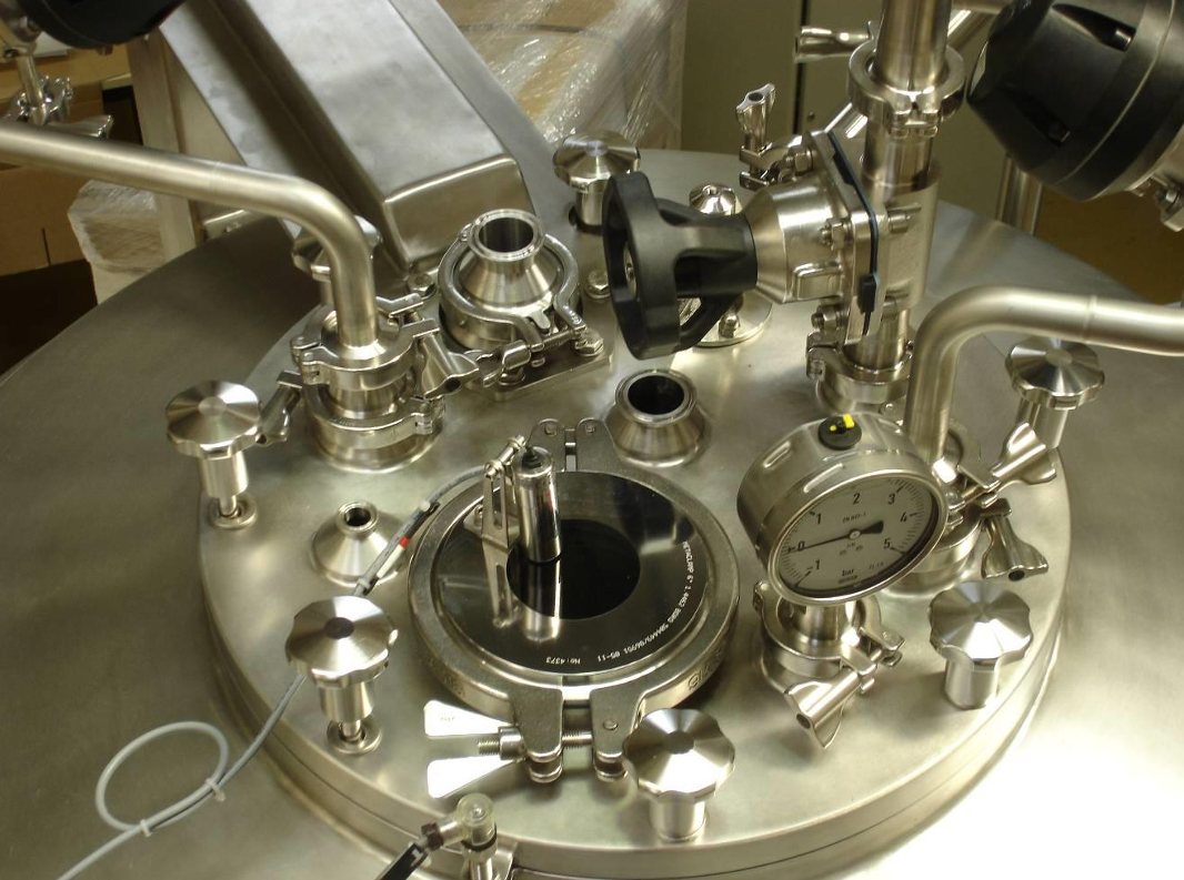 Used 1 Fixed 6,000 L Tank with Double WFI Jacket - 3C France - Custom Made - VV003