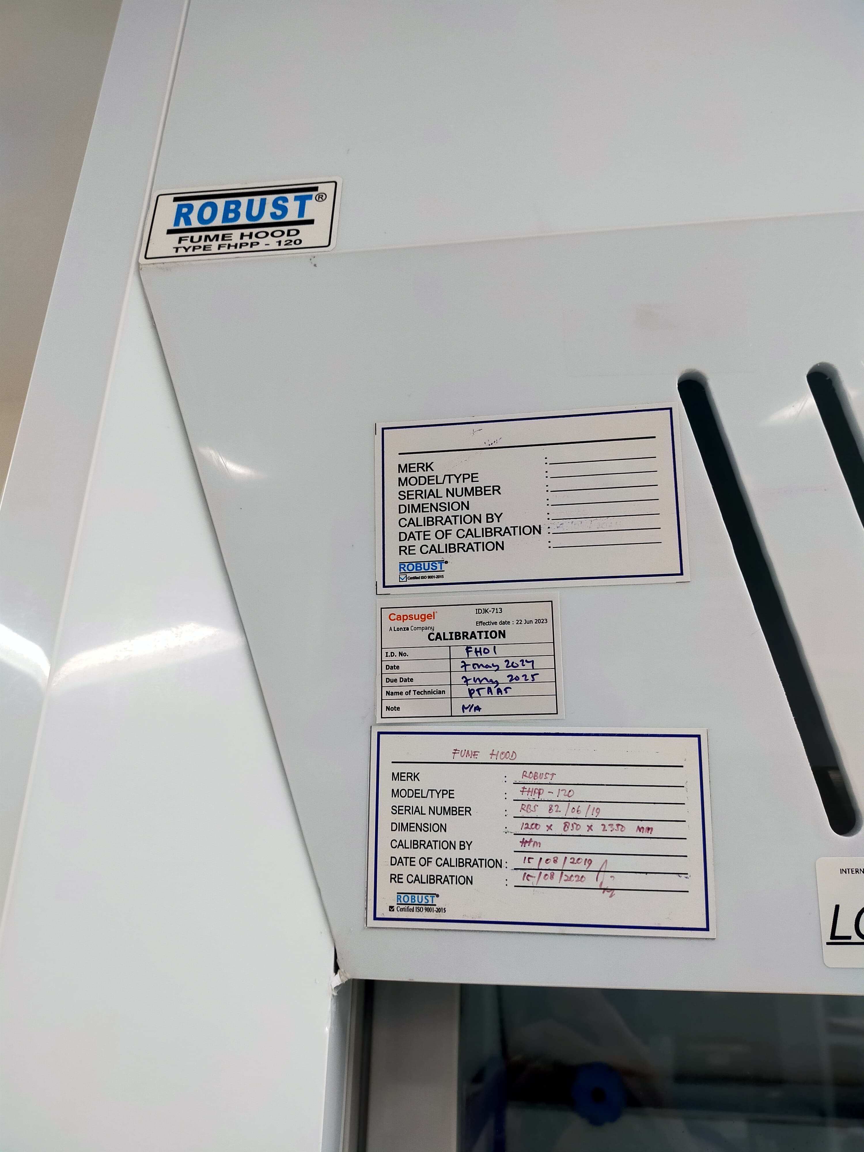 Used Fume Hood - Robust - FHPP 120 - LC0236