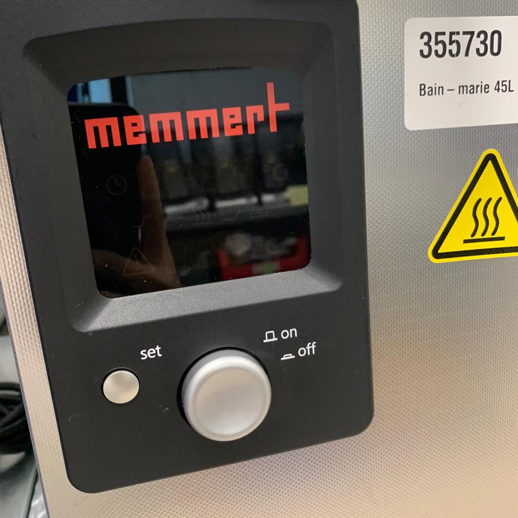 Used Water Bath 45L - Memmert -  X07.083- X07.084