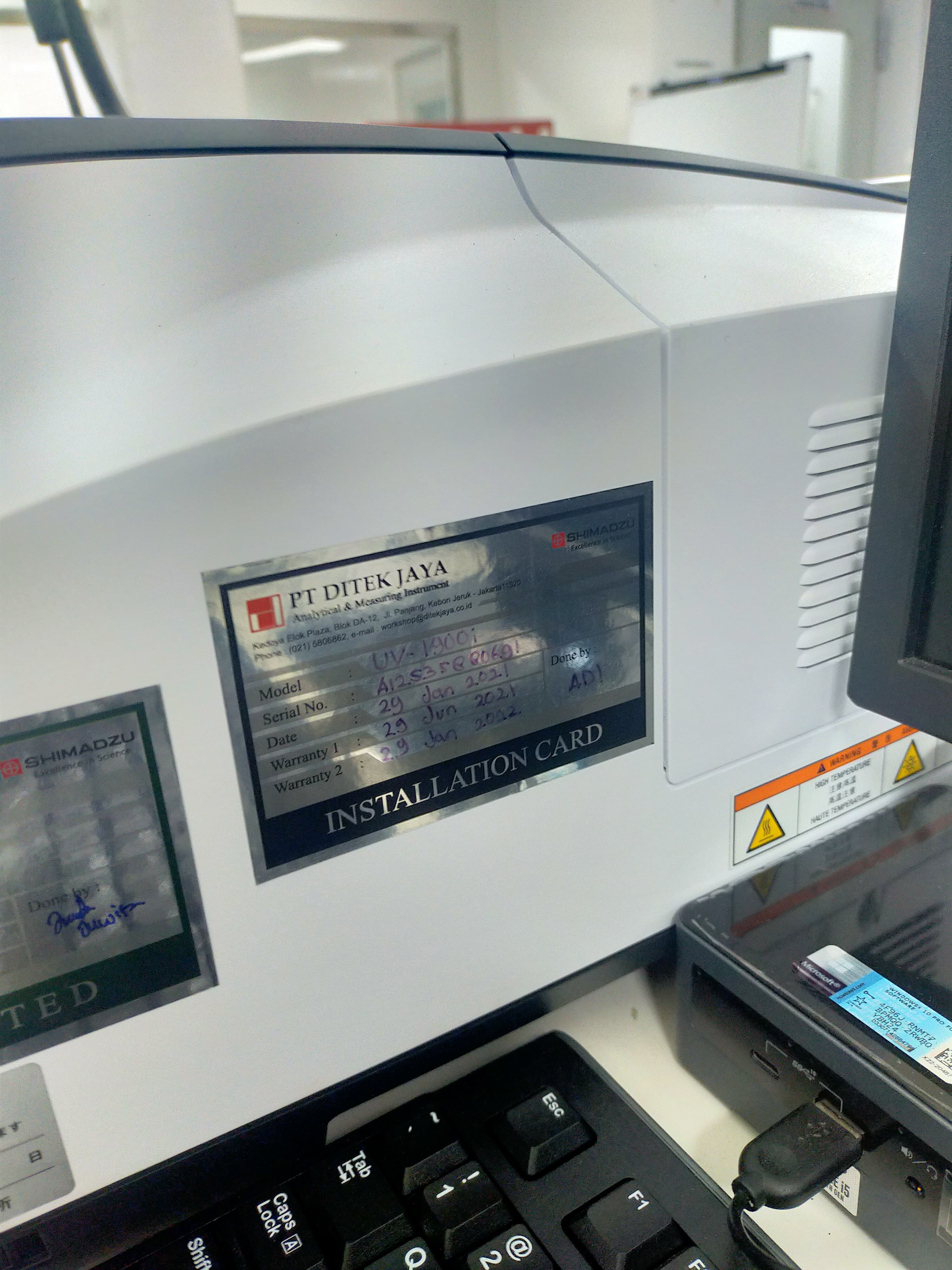 Used Spectrophotometer - Shimadzu - UV 1900I - LC0253