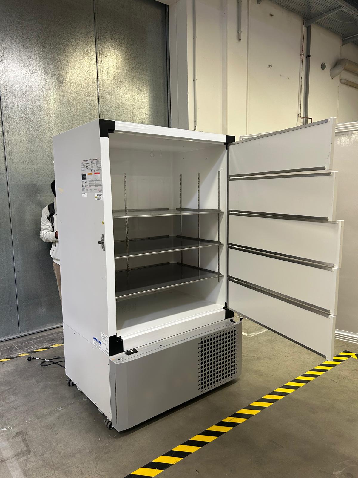 Used Freezer -86℃ - Thermo Fisher Scientific - TSK70086V - BTH189