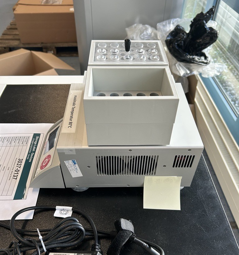 Used Mixing Device (Temp. Mixing Device) - VWR - MKR23 - BTH150