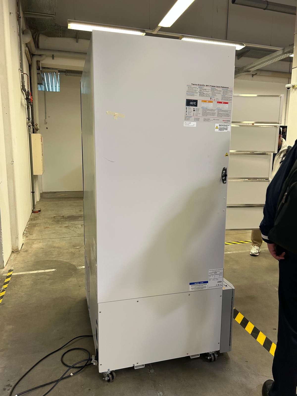 Used Freezer -86℃ - Thermo Fisher Scientific - TSK70086V - BTH189