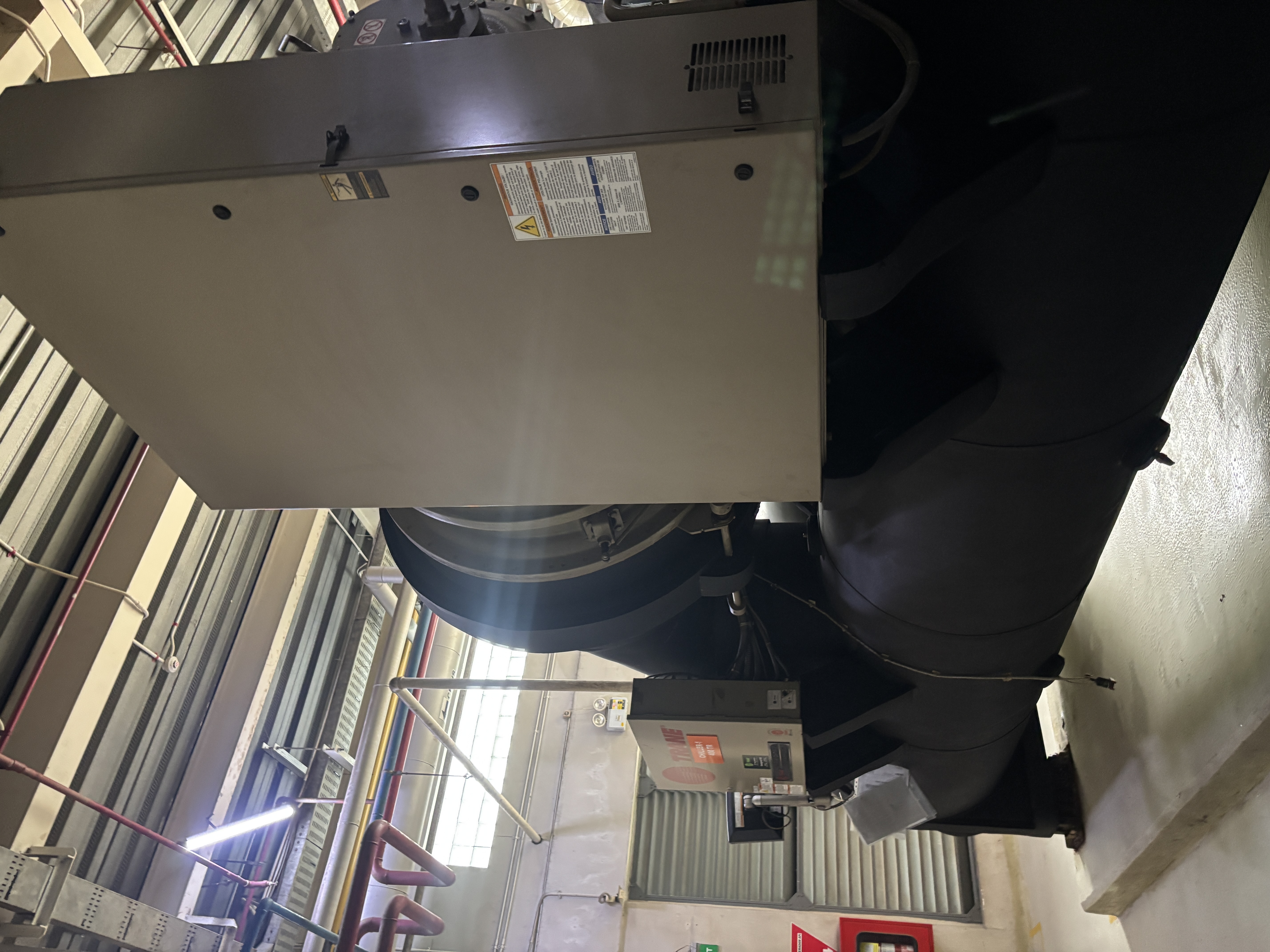 Used Chiller - Trane - CVHE420 - LC0199