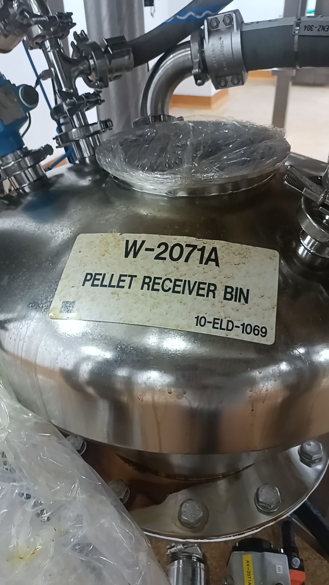 Used Pellet Receiver Bin (Movable) With Manual Sampling Port - Dietrich Engineering Consultants SA - SG100
