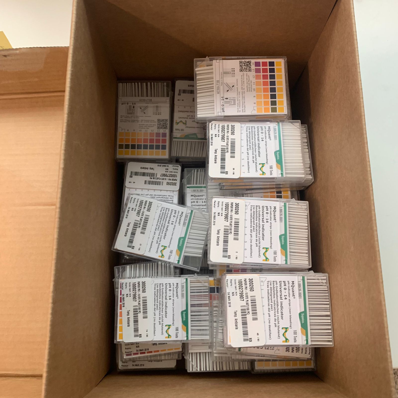 Used Mquant PH-Indicator Strips (100 Tests) - X07.152